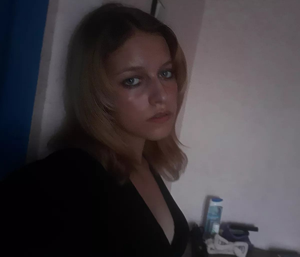 Аня